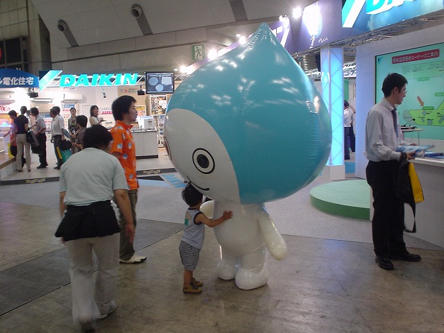 ぴちょんくんと子供